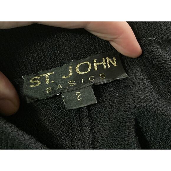 ST JOHN BASICS black pants size 2 pockets cropped 26-28" waist 20" inseam - Picture 6 of 10